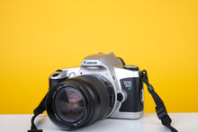 Load image into Gallery viewer, Canon EOS 500N 35mm SLR Film Camera with 28-80mm f3.5-5.6 Lens Boxed