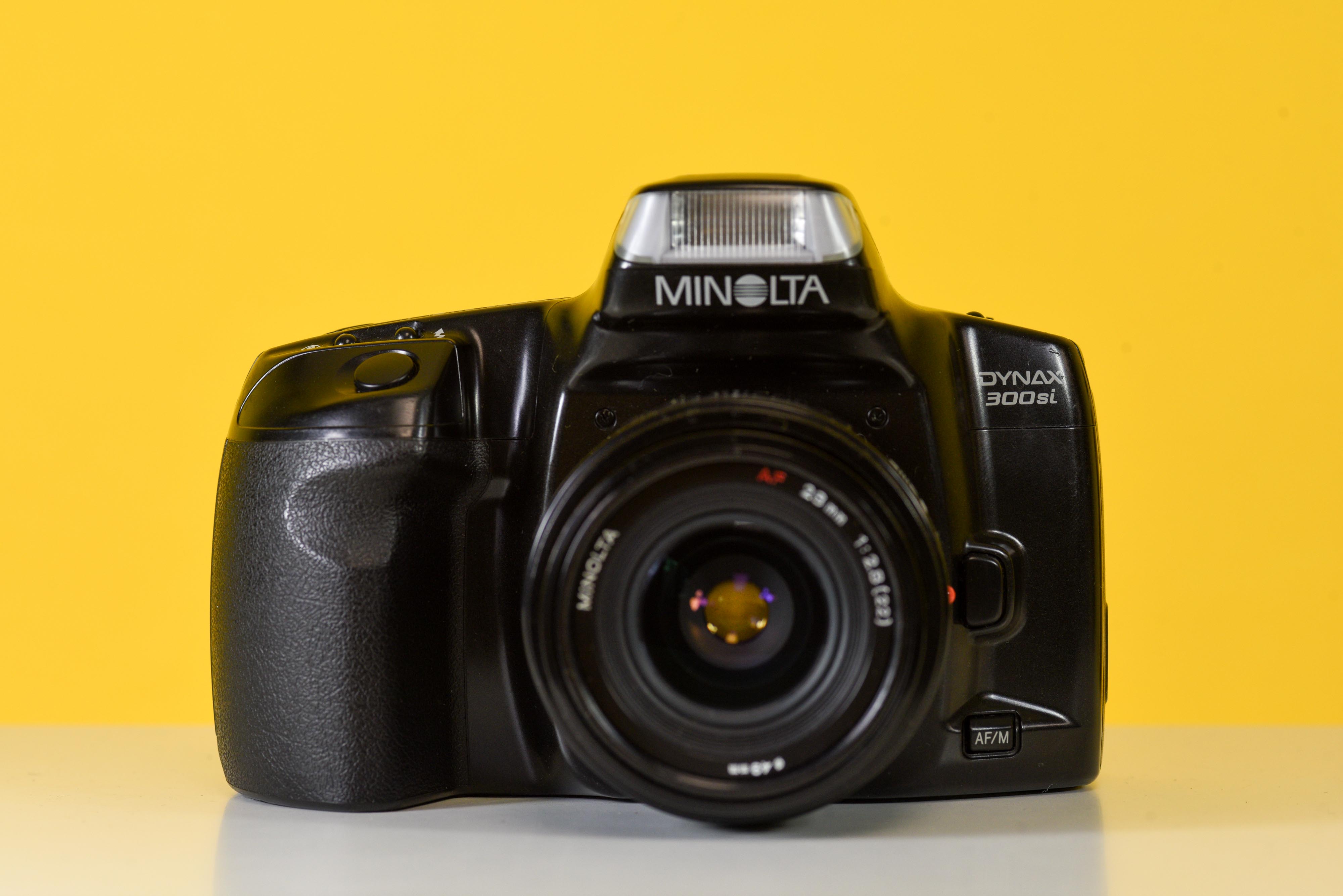 minolta 300si camera