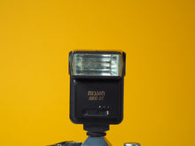 Load image into Gallery viewer, Nissin 9800 DT Flash