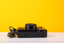 Load image into Gallery viewer, Canon AF35M 35mm Point and Shoot Film Camera
