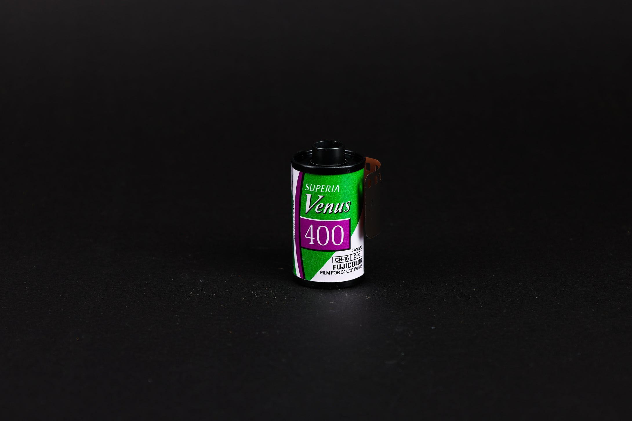 Fujifilm Superia Venus 400 Expired 35mm Film 36 Exposures