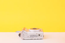 Load image into Gallery viewer, Canon PowerShot A510 Compact Digital Camera – 3.2MP CCD – 4x Optical Zoom
