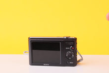 Load image into Gallery viewer, Sony Cyber-shot DSC-W810 Digital Compact Camera
