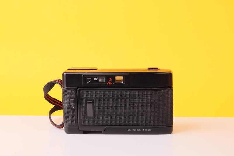 Halina AF810 DX 35mm Point And Shoot Film Camera