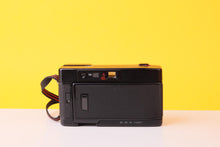 Load image into Gallery viewer, Halina AF810 DX 35mm Point And Shoot Film Camera
