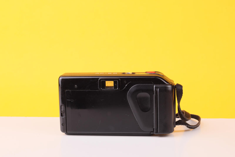Minolta AF-E II 35mm Point And Shoot Film Camera – 35mm f/4.5 Lens