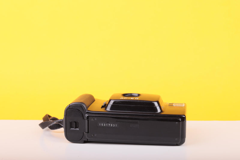 Minolta AF-E II 35mm Point And Shoot Film Camera – 35mm f/4.5 Lens