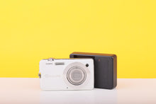 Load image into Gallery viewer, Casio Exilim EX-S10 Compact Digital Camera
