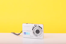 Load image into Gallery viewer, Olympus FE-190 Compact Digital Camera
