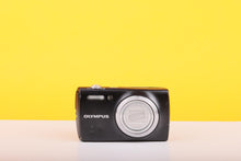 Load image into Gallery viewer, Olympus VH-510 Compact Digital Camera
