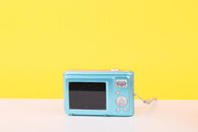 Load image into Gallery viewer, Samsung ES28 Compact Digital Camera
