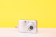 Load image into Gallery viewer, Fujifilm FinePix A150 Compact Digital Camera
