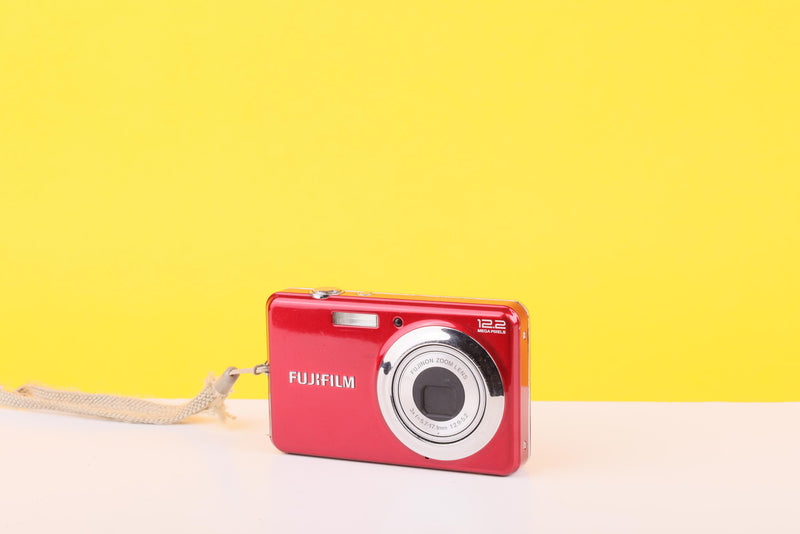 Fujifilm FinePix J32 Compact Digital Camera – 3x Optical Zoom