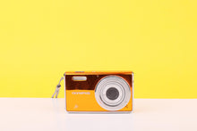 Load image into Gallery viewer, Olympus FE-4000 Compact Digital Camera
