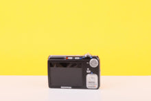 Load image into Gallery viewer, Olympus X-835 Compact Digital Camera
