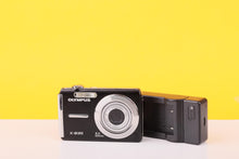 Load image into Gallery viewer, Olympus X-835 Compact Digital Camera
