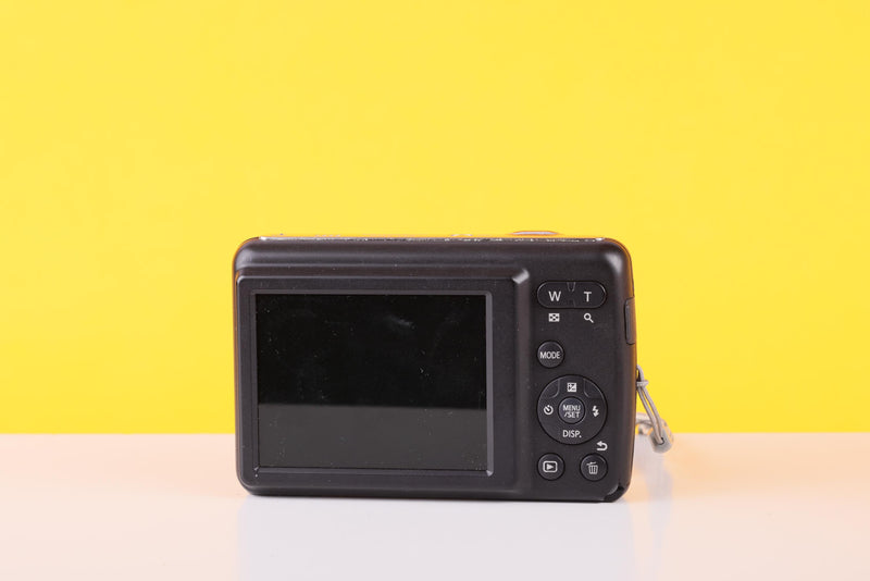 Panasonic Lumix DMC-LS6 Compact Digital Camera – 5x Optical Zoom