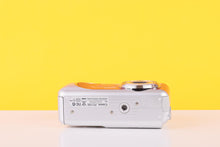 Load image into Gallery viewer, Canon PowerShot A430 Compact Digital Camera - Pink
