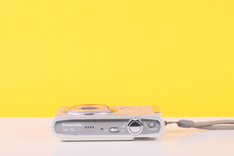 Panasonic Lumix DMC-FS3 Compact Digital Camera