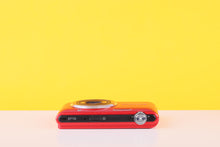 Load image into Gallery viewer, Samsung ST72 Compact Digital Camera
