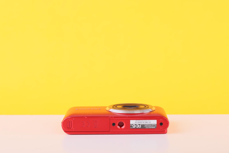 Samsung ST72 Compact Digital Camera