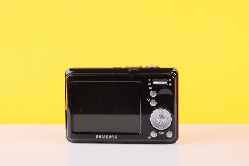 Samsung S1070 Compact Digital Camera