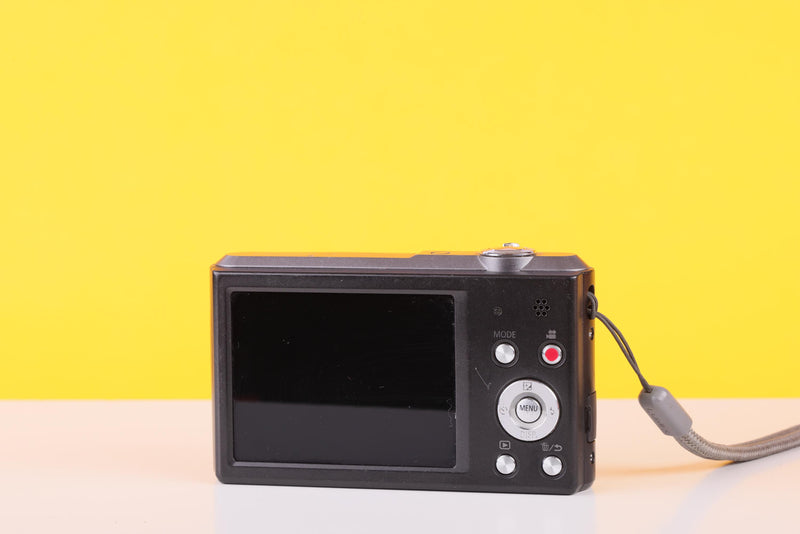 Panasonic Lumix DMC-SZ3 Compact Digital Camera