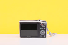 Load image into Gallery viewer, Fujifilm FinePix F50fd Compact Digital Camera
