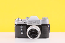 Load image into Gallery viewer, Zenit 3M 35mm Film SLR Camera – Industar-50 50mm f/3.5 Lens
