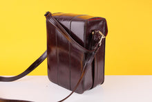 Load image into Gallery viewer, Vintage Sacar Camera Shoulder Bag
