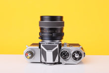 Load image into Gallery viewer, Wirgin Edixa-mat Kadett 35mm Film SLR Camera with Prinzflex Auto Reflex 35mm f/2.8
