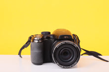 Load image into Gallery viewer, Fujifilm FinePix S4300 Digital Bridge Camera – 14MP CCD – 26x Optical Zoom
