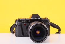 Load image into Gallery viewer, Pentax P30 35mm Film SLR Camera with pentax 28–80mm Zoom Lens
