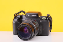Load image into Gallery viewer, Pentax SF7 35mm Film SLR Camera with Pentax-F 28–80mm f/3.5–4.5 Zoom Lens
