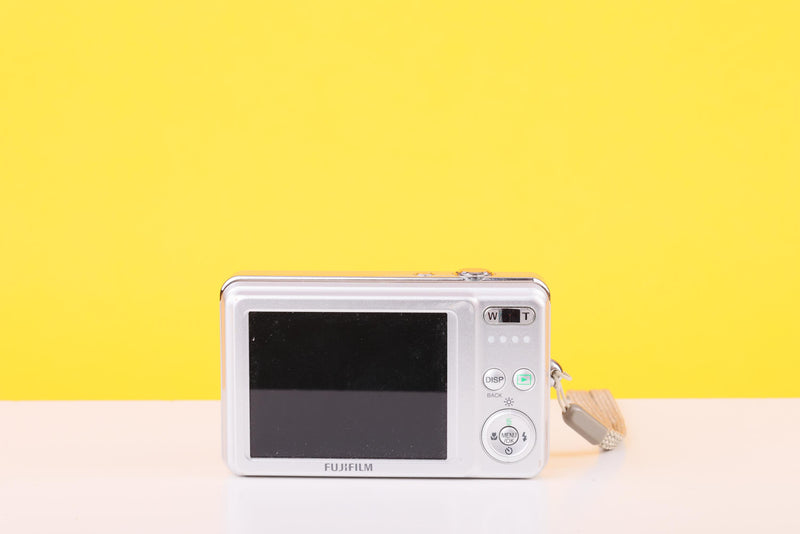 Fujifilm FinePix J30 Compact Digital Camera