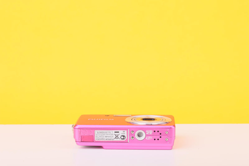 Fujifilm FinePix J12 Compact Digital Camera - Pink