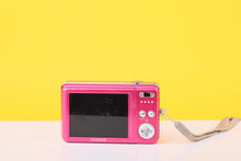 Load image into Gallery viewer, Fujifilm FinePix J28 Compact Digital Camera
