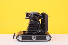 Load image into Gallery viewer, Moskva 5 Vintage 120 6x9 Medium Format Folding Rangefinder Camera with orginal case
