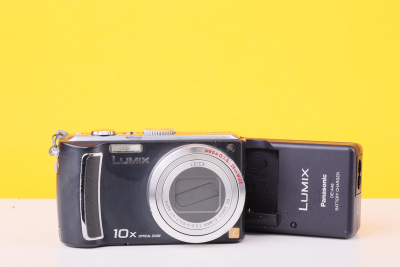 Panasonic Lumix DMC-TZ4 Compact Digital Camera