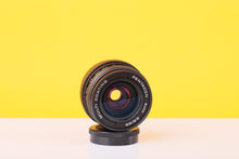 Load image into Gallery viewer, Pentacon Auto 29mm f/2.8 Vintage Wide Angle Lens - m42 mount

