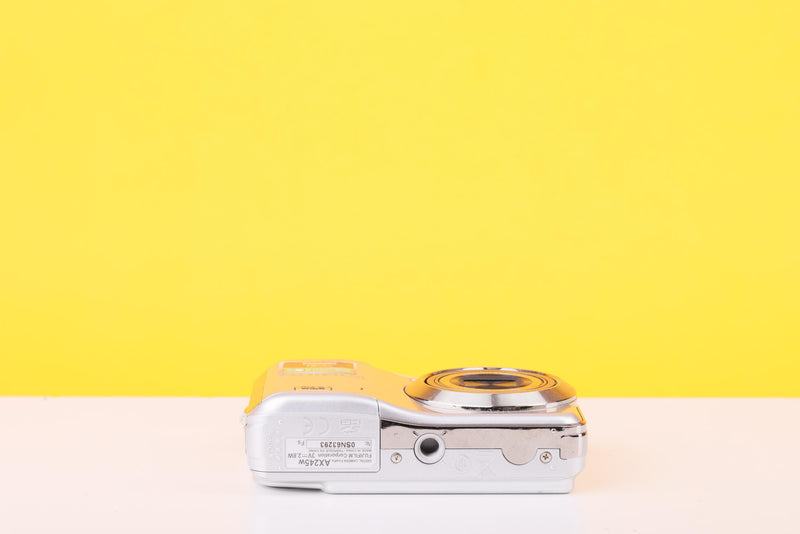 Fujifilm FinePix AX245W Compact Digital Camera