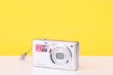 Load image into Gallery viewer, Panasonic Lumix DMC-FS10 Compact Digital Camera – 12.1MP CCD – 5x Optical Zoom
