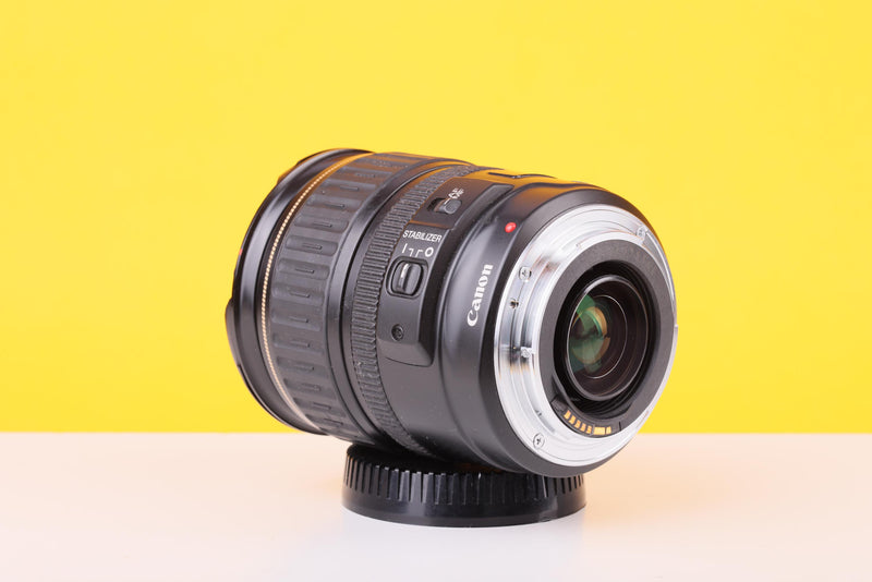 Canon EF 28–135mm f/3.5–5.6 IS USM Zoom Lens – Image Stabilizer – Autofocus