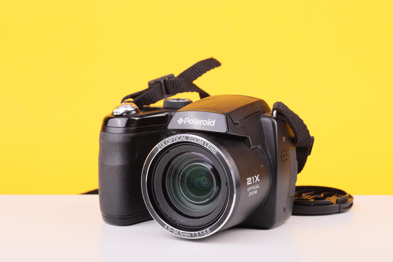 Polaroid iS2132 Digital Bridge Camera – 16MP – 21x Optical Zoom