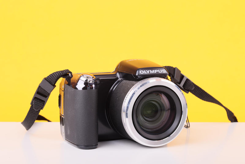 Olympus SP-810UZ Digital Bridge Camera – Boxed