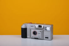 Load image into Gallery viewer, Wizen AW 818 35mm Point and Shoot Film Camera
