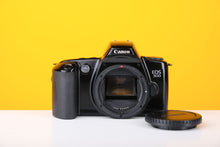 Load image into Gallery viewer, Canon EOS 500 Film Camera Body Only
