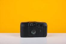 Load image into Gallery viewer, Canon Sureshot 65 Zoom 35mm Point and Shoot Camera
