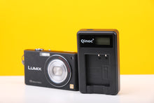 Load image into Gallery viewer, Panasonic LUMIX DMC FX37 Digicam

