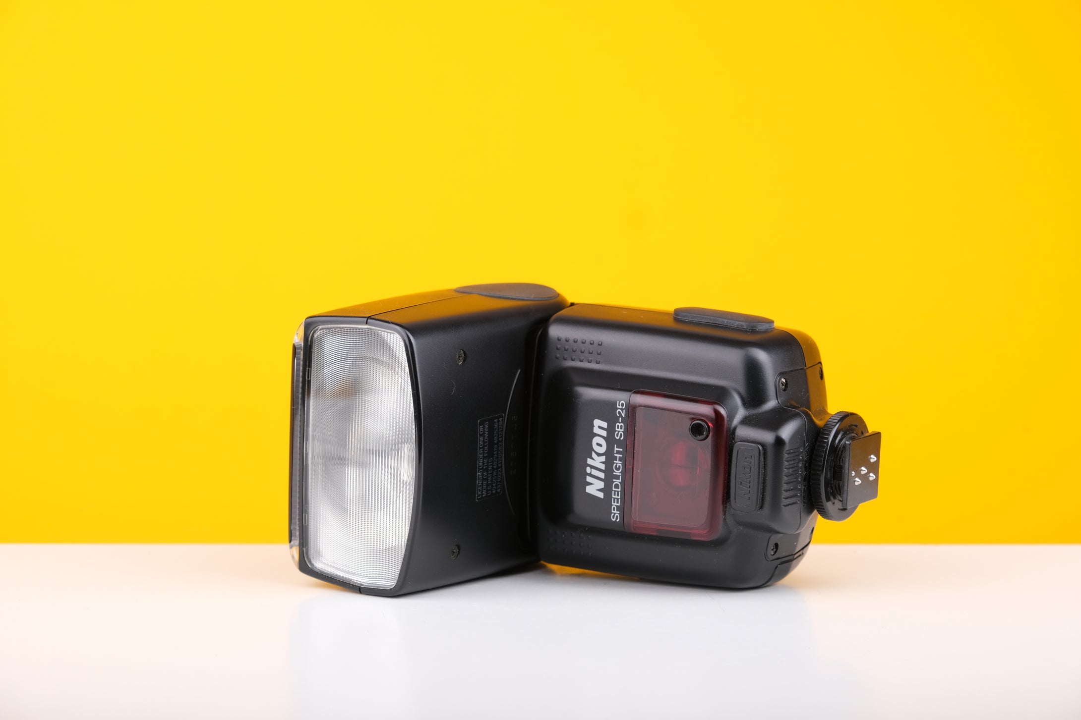 Nikon Speedlight SB-25 Flash With Soft Case